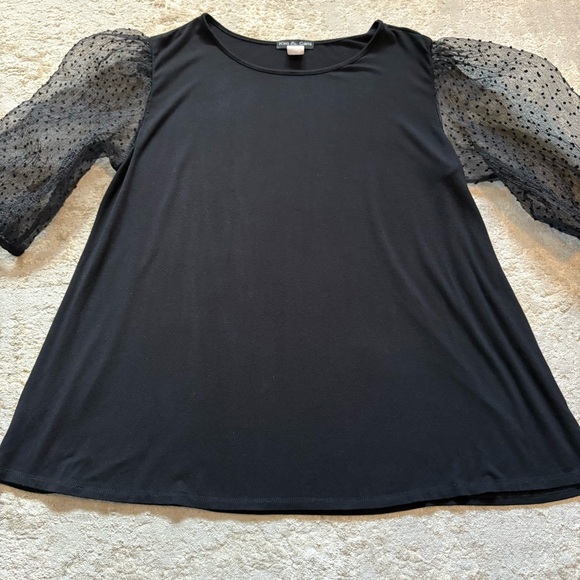 Kim & Cami Polka Dot Mesh Short Puff Sleeve Black Top Size 2X - Picture 5 of 9